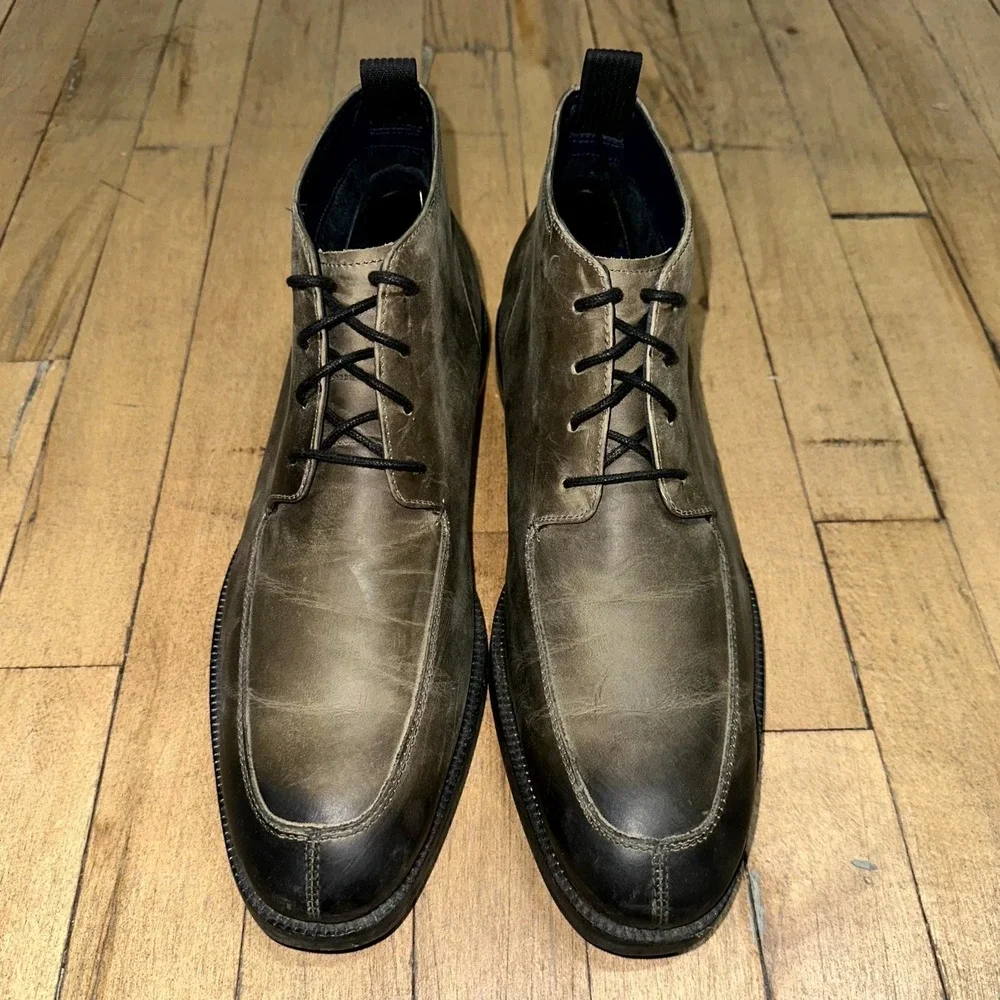 Cole Haan Chukka Boots Men's 9 Gray Black Leather Wagner Grand Apron Lace‎ Up